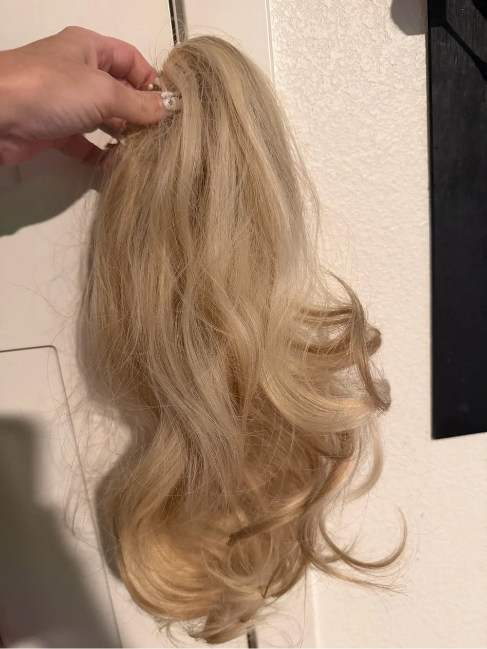 Blonde Hairpiece Clip-In Extension - Soft Wave Hair